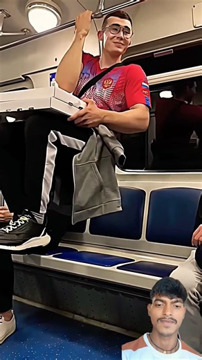 AKIMBO 69 SHOW HIS ONE HAND STRENGTH 😱 | #viral #shorts #sports #trending 💪 #wrestling #armwrestling