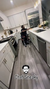 I washed my hands 😂 Testin out my recipe for @hyphyburger SUPER DUPER HYPHY BURGER COMING SOON ✔️ #hyphy | Keak Da Sneak