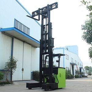 [Hot Item] Electric Reach Truck Side Loader Forklift 4 Way for Long Material Handling