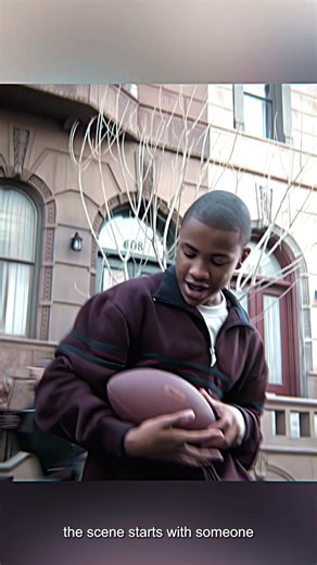 British boxer Anthony Joshua was injured in a car accident in Nigeria, which resulted in the deaths of two other individuals. Footage posted online showed the former heavyweight world champion, shirtless and disoriented, sitting in a damaged vehicle surrounded by shattered glass. #Anthony Joshua# Car Accident#Nigeria