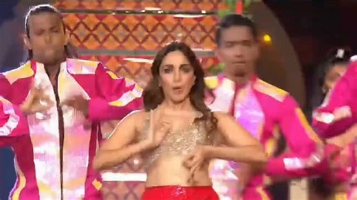 TheCelebFlash on Instagram: "Kiara Advani Dance Performance Star Screen Awards"