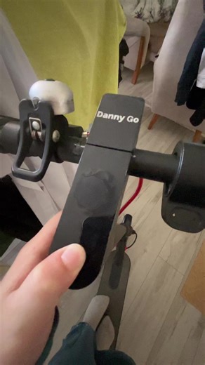 Kush i ndrron ekranat 15-20kmh