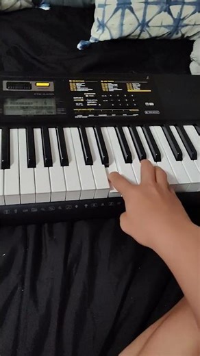 dragonborn form Skyrim on piano