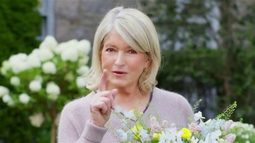 SKECHERS Glide-Step Slip-ins Super Bowl 2025 TV Spot, 'Drop a Beat' Featuring Martha Stewart