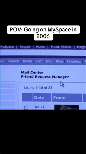 Going On MySpace In The Early 2000s🛜 #nostalgia #myspace #early2000s #internet #shorts