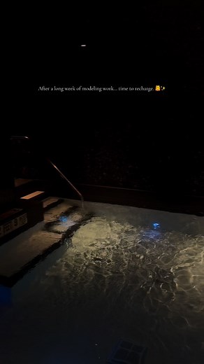 2.8K views | After a week full of modeling jobs, it’s time to relax. This is how models recharge, a deep spa session, skincare, maybe a massage and a facial to reset the mind and body before the next shoot.  #NYCModel #ModelLife #SelfCare #SpaDay #Wellness #Relaxation #LuxuryLifestyle #BeautyRoutine #MindBodySoul | Ramona Edie | Facebook