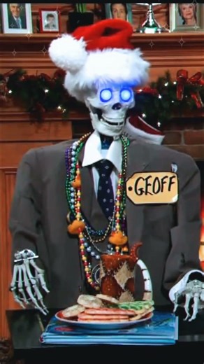 Evangeline Lilly Flirts With a Robot?! 🤖😂