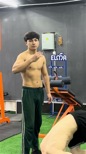 Handstand push up tutorial ✅#handstandworkout and