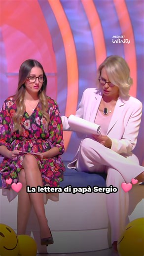 Tanti auguri a tutti i papà! 💕 Riguarda le storie di “C’è posta per te” in streaming su #MediasetInfinity e #MediasetInternational | Mediaset Infinity