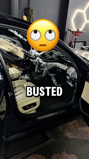 Watch This BMW 530i Dashboard Come Apart 😳 Mixing Flap Repair!