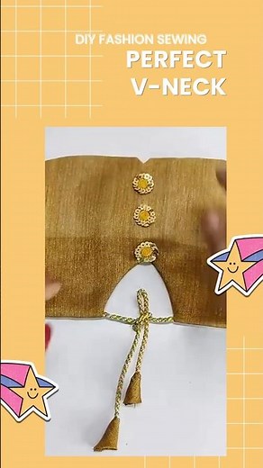 DIY | This String Trick Gives You the Perfect V-Neck 👀