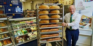 Shoppers are obsessed with Publix and Wegmans. Here’s what it’s really like to work there. | Fortune