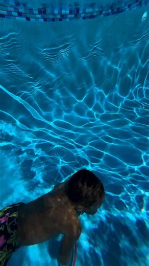 Will ISR lessons teach my child to REALLY swim?🤨🤔Well, as our talented team members @isr_weston say…”you tell us!😉💙”They go on to explain that when children are developmentally ready, they will absolutely learn to swim in their ISR lessons! ISR students learn to swim face-in using efficient movement to get to where they’re going. They roll to a restful float in between swims to get plenty of air before turning over for their next swim!💦 Ready to learn more? Visit www.infantswim.com for info