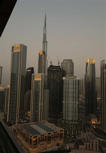 #dubai #paramounthoteldubai #uae #burjkhalifa #fyp