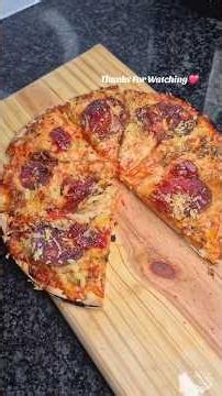 Easy Tortilla Pizza Recipe | Crispy Cheesy Pizza in 15 Minutes #crispypizza#mexicanpizza