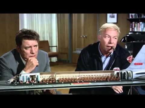 Airport 1970 George Kennedy