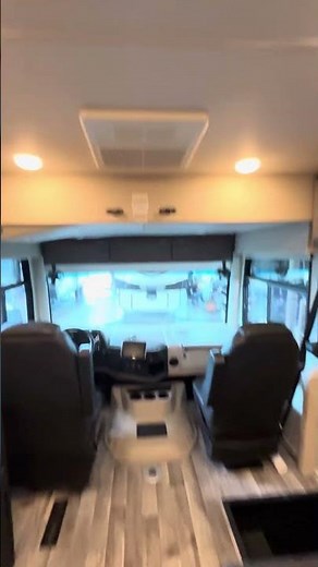 Used 2025 Thor Motor Coach Outlaw 38MB Class A Motorhome Toy Hauler for Sale