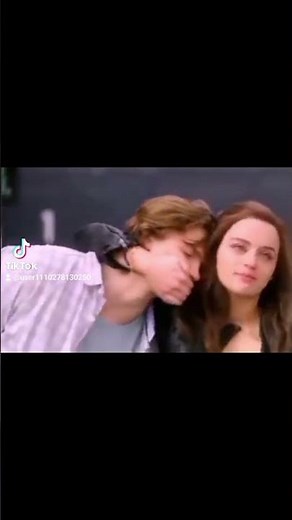 Hand over mouth HOM 49( Joey King handgag Joel Courtney)