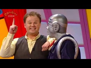 Justin's House 1x08 RACE DAY Showdown