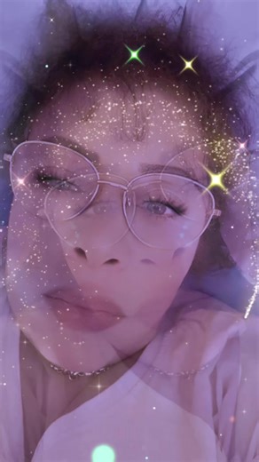 Vidéos de Fafi 🥰 (@fafi_dz) avec sonido original - Dani 🦇