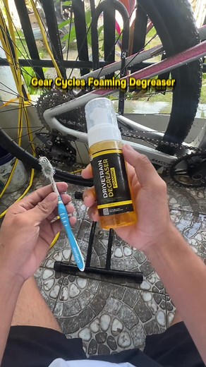 Clean Your Drivetrain with Gear Cycles Degreaser