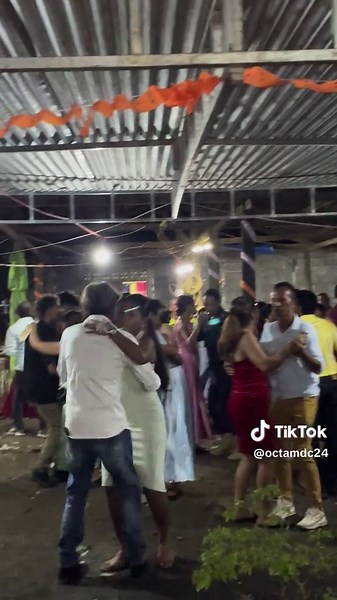 Dansa Ho Doben💃🏽 ❌ Dansa Ho Alin✔️🫶🥰#dansatimor #timorleste🇹🇱 #vqq #bkr #siblings