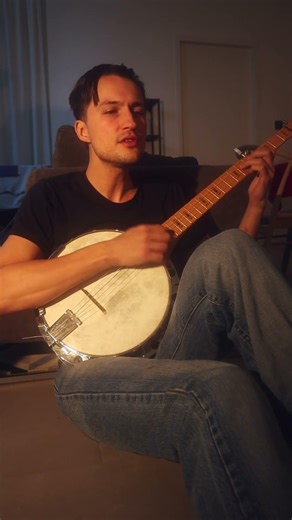 Pete Seeger Style Banjo & Vocal – End of The Line (Original Song)