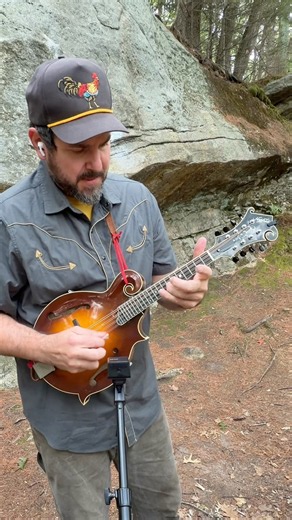 Modern Old-time Mandolin - “Stoppin’ and a Startin’,” by Matt Combs