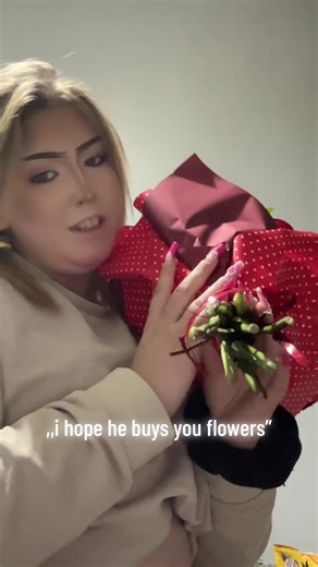 ❤️#love | I Hope He Buys You Flower