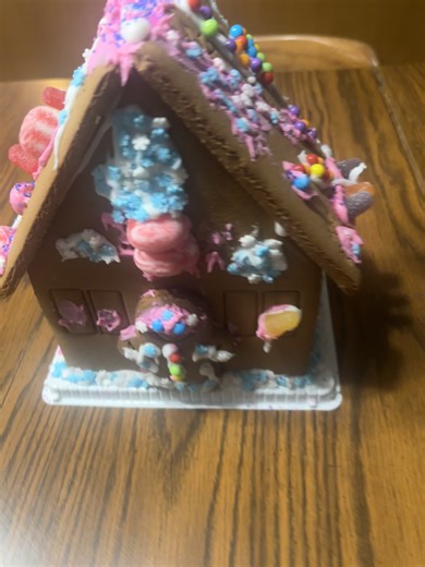 Finished gingerbread house