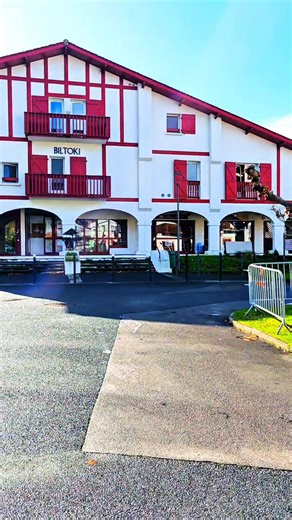 87K views · 1.5K reactions | Saint Pierre D'Irube Aujourd'hui. Pays Basque. | Pays Basque BAB | Facebook