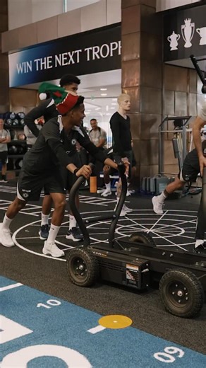 Friendly competition. 🎅😅 | Chelsea Football Club