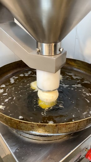 1.5M views · 10K reactions | Automatic Vada Machine At Dosa Coffee, Noida | Dil Se Foodie | Facebook