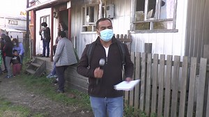 Como Fernanda Velásquez Levin es identificada la adolescente extraviada en el sector de Huillinco, comuna de Chonchi. Según fuentes que la vieron por última vez, gracias a las cámaras del cuartel de bomberos de dicha localidad, ella viste polerón gris, pantalón negro y zapatillas negras con suela blanca. Quienes obtengan algún tipo de información, pueden llamar a los siguientes números: 56 9 8465 5859 o al 56 9 7518 0723 | Castro Televisión