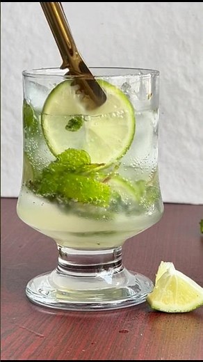 Homemade Lemon Mojito—better than restaurant! #drink #homemade