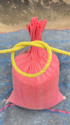 The Smartest Sack Rope Knot You'll Ever See!