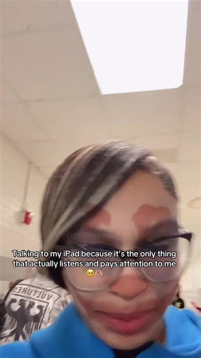 I love love love talking to my iPad #ipadkid #outfitoftheday #explorepage #wlw #foryoupage