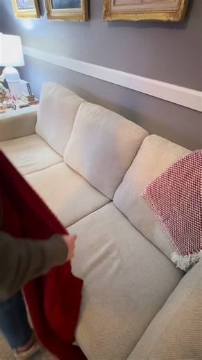 50K views · 727 reactions | this is the easiest tutorial i’ve posted by far! let me know if you try it 﫶✨ #cleaning #Christmas | Peach Co. Cleaning | Facebook