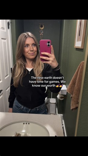 The new earth doesn’t have time for games, we’re not playin no more and we are finally waking up to our worth 💅 #newearth #capricorn #games #knowyourworth #selflove