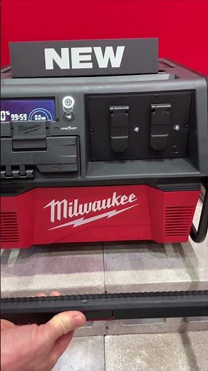 New Milwaukee Roll On Power Supply features their biggest battery ever! #MilwaukeePipeline