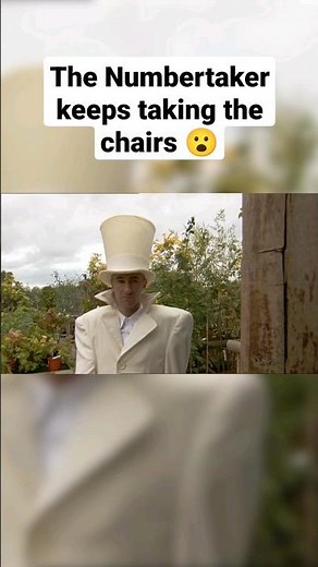 The Numbertaker keeps taking the chairs 😮 #shorts #shortsfeed #numberjacks #kids #kidsvideo