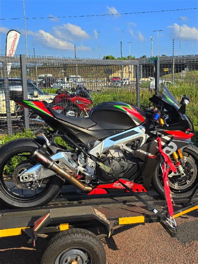 Aprilia RSV4 1100 Factory Review and Performance