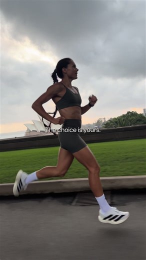 Wake up and chase your dreams. Finally recovered after being sick last week and back to 4am wakeups. Bring on a huge week 🙌🏽 @Nexletica