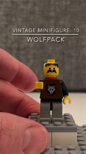Vintage Minifigure number: 10 - Wolfpack #lego #vintagelego #minifigures #legocastle