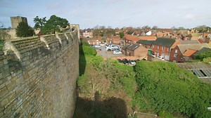 Epic melon fail. More next Saturday, as Britain's Most Historic Towns returns for a BRAND NEW series. Starting with: Medieval Lincoln! | Alice Roberts
