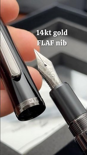Frst Look at a book and fountain pen - Platinum 3776 Century Travia