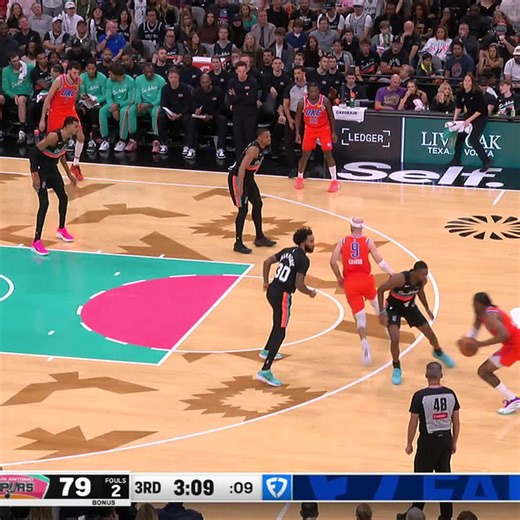 DYLAN HARPER ARE YOU KIDDING?!? 🌟 Vote #NBAAllStar: https://spurs.tbits.me/trk/ASFB 📺 FanDuelSN SW | San Antonio Spurs