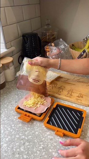 Microwave Toastie Maker!!