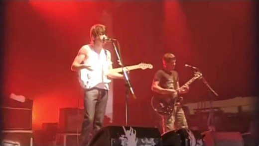 The View from the Afternoon - Arctic Monkeys Live 2006