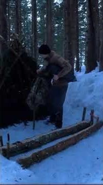 🔥 Surviving a Freezing Cold Night 🥶🌲 with a Long-Log Fire 🌙| 2 Days Solo Bushcraft 🪓🏕️# Bushcraft #